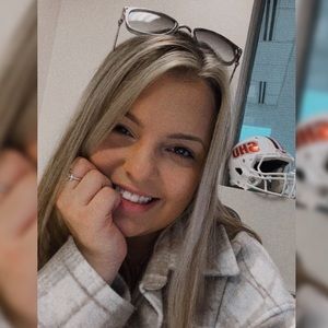 Meet your Posher, Devan